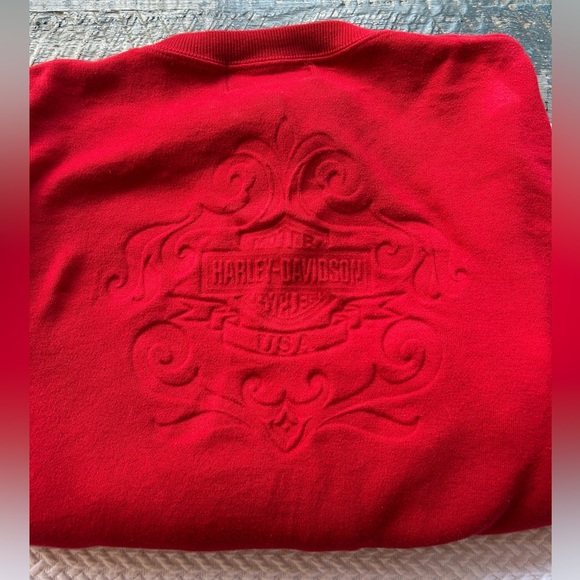 Harley-Davidson Silver Button Red Sweater Harley-Davidson on back Women M - Picture 8 of 11